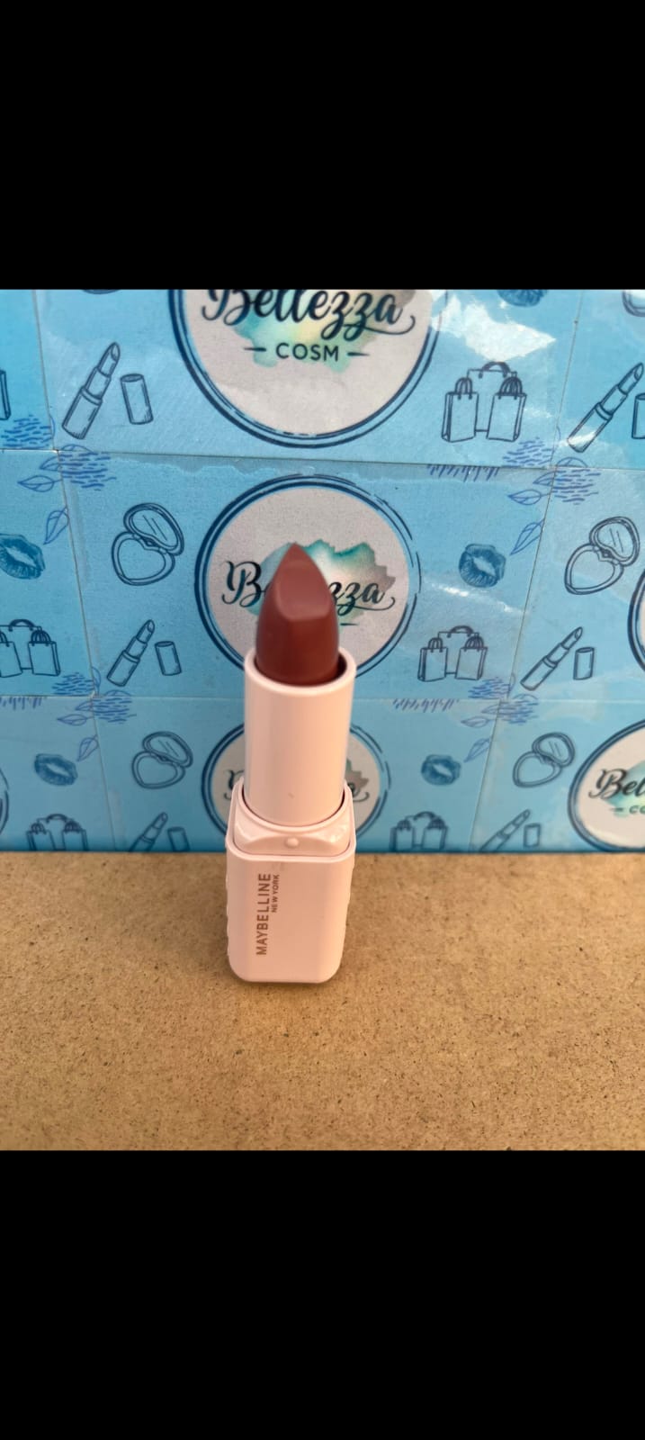 Labial hidratante maybelline Tono 102